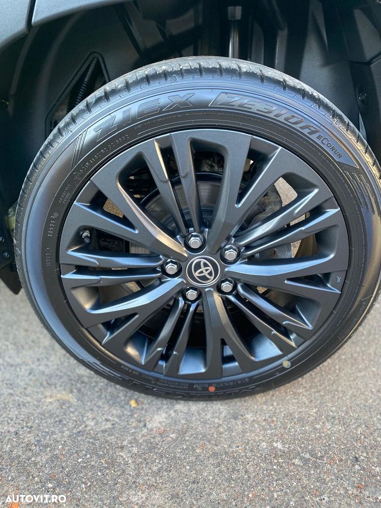 Toyota Yaris Cross - 33
