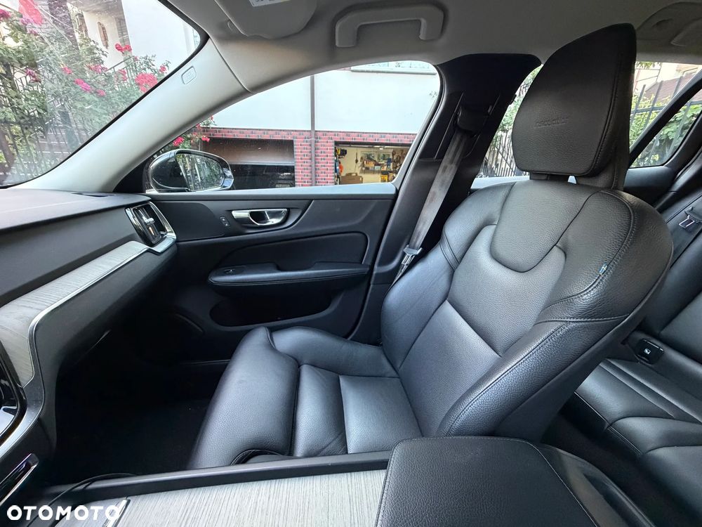Volvo V60 D4 Inscription - 23