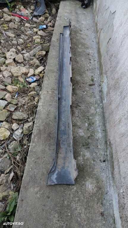 Prag stanga Bmw seria 5 F10 F11 F18 an 2009-2017 - 2