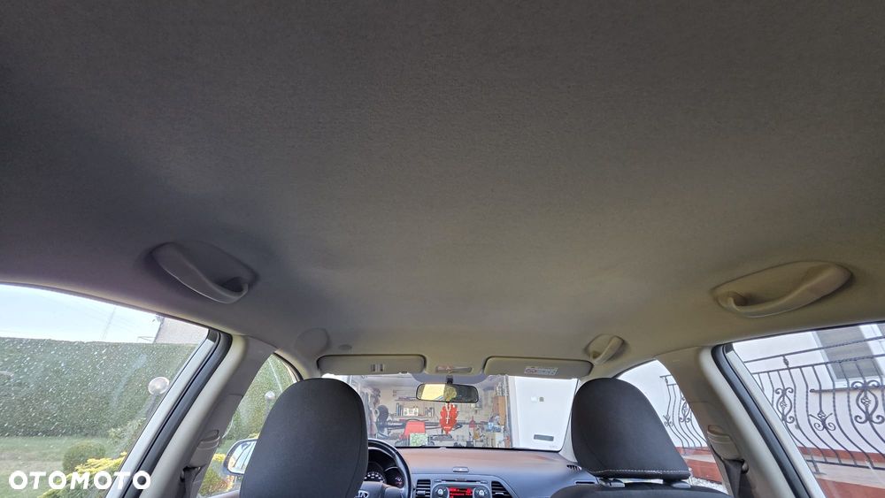 Kia Picanto 1.0 L - 14