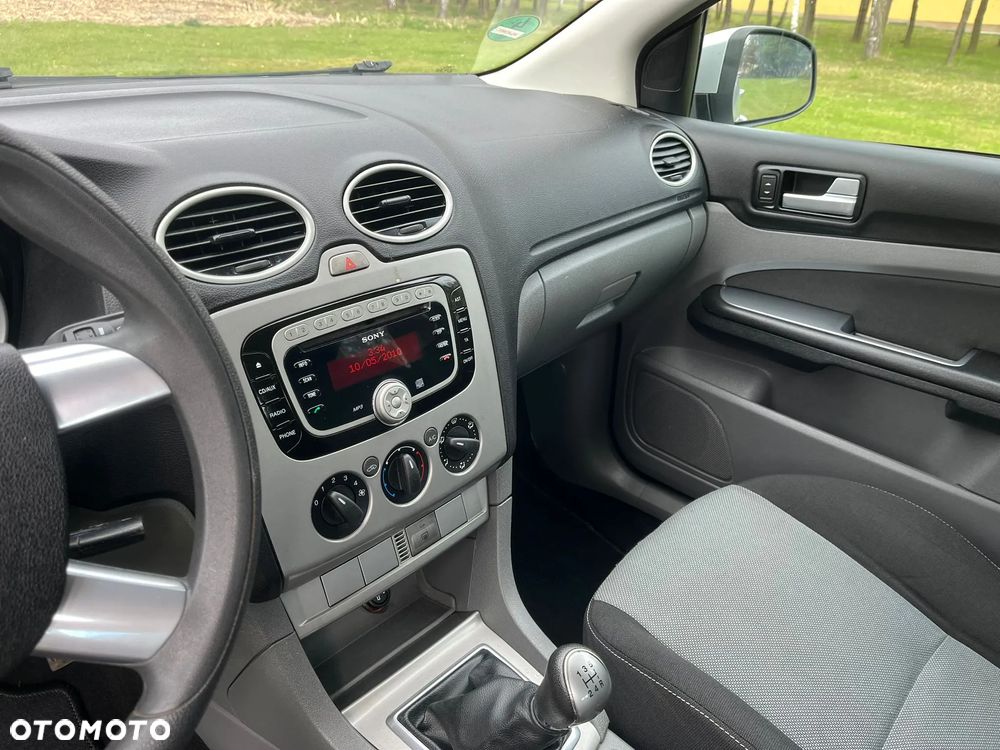 Ford Focus 1.6 16V Silver Magic - 12