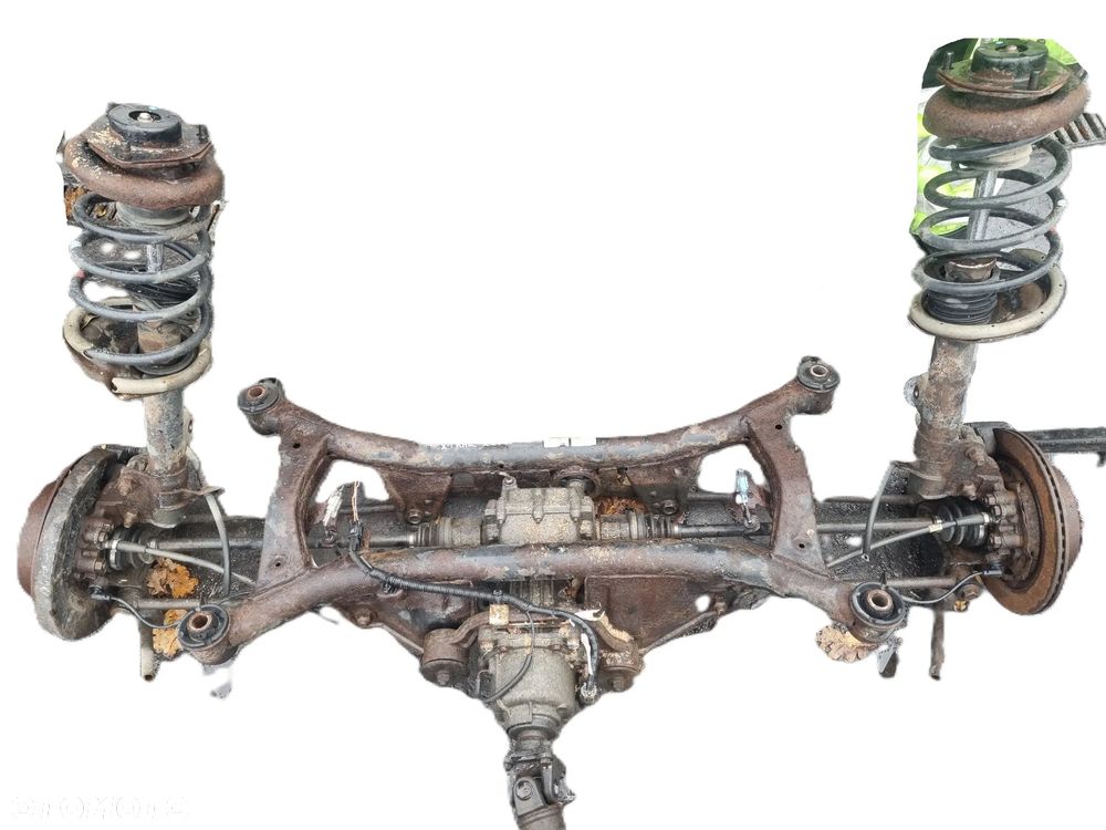NISSAN X-TRAIL I 01-07 2,2 DCI BELKA TYLNA ZAWIESZENIA TYLNEGO MOST * - 1