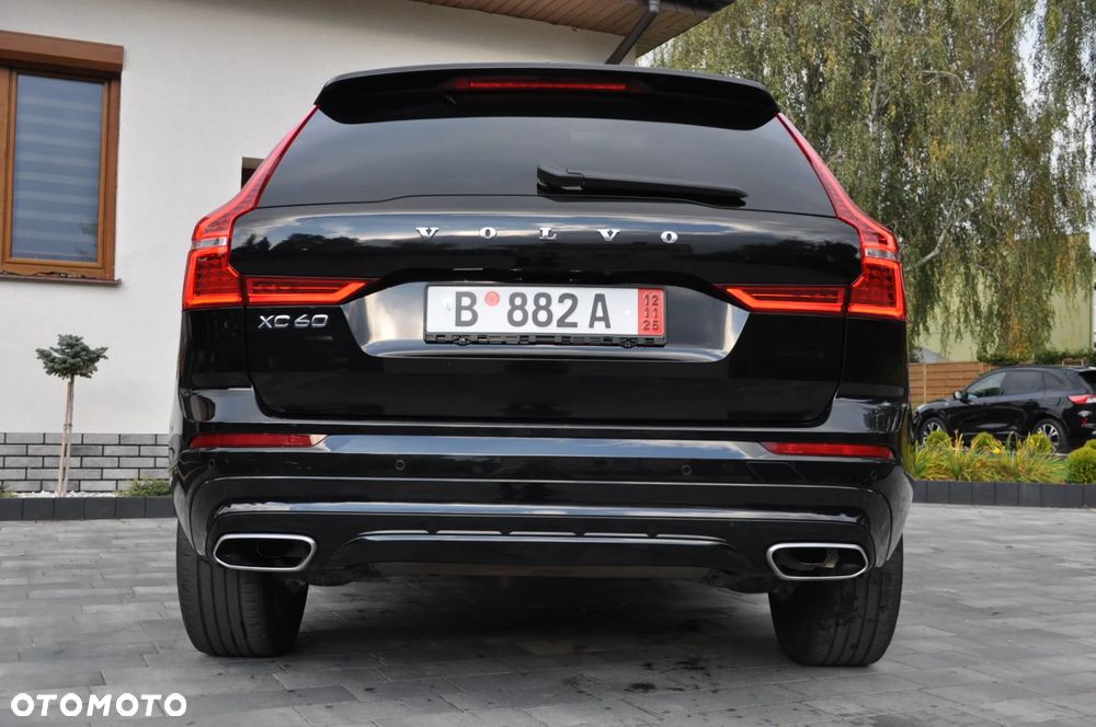 Volvo XC 60 D4 SCR R-Design - 16