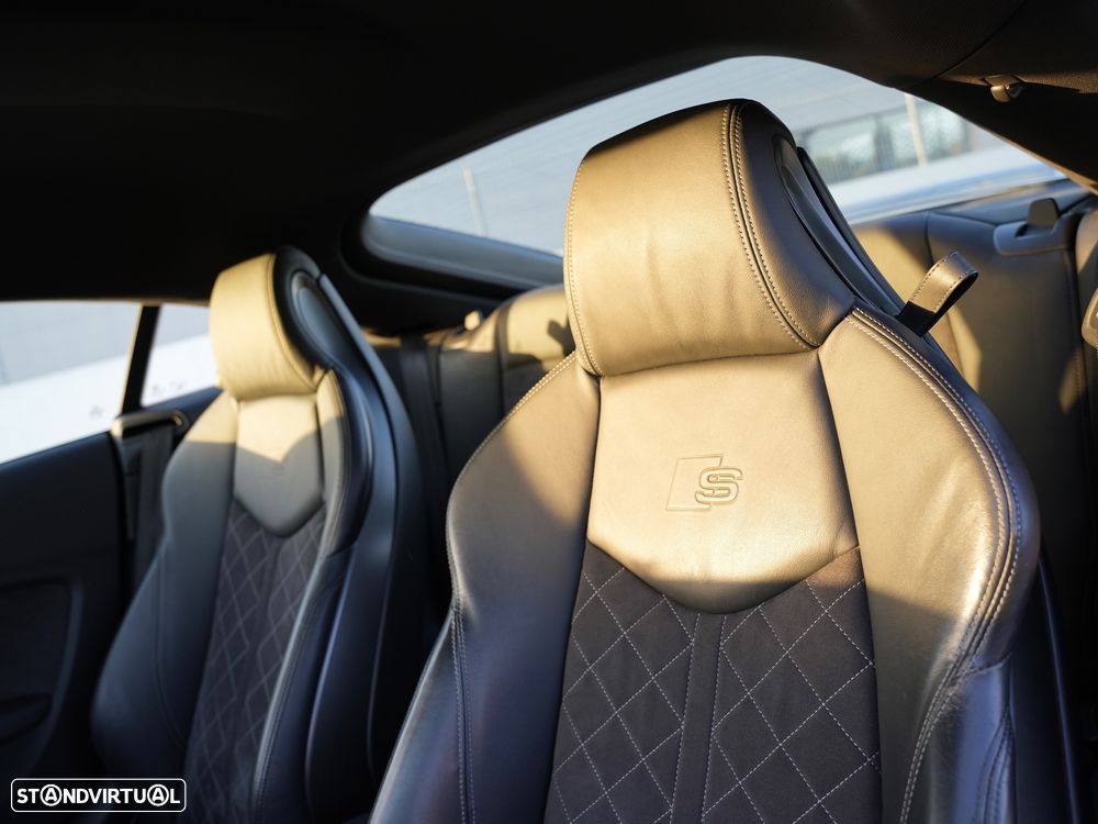 Audi TTS Coupé 2.0 TFSi quattro - 10