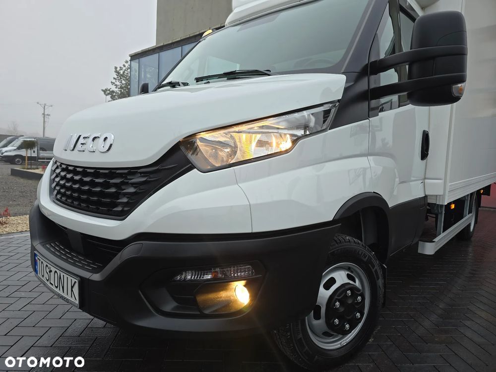 Iveco DAILY DAILY 50C16 KONTENER IZOTERMICZNY 10PALET 4,91cmDługi  2,11cmSzeroki  2,31cmWysoki  SALON PL 106 Tyś km STAN JAK NOWY NA GWARANCJI TEMPOMAT FOTEL PNEŁMATYCZNY KLIMATYZACJA AUTOMATYCZNA - 9