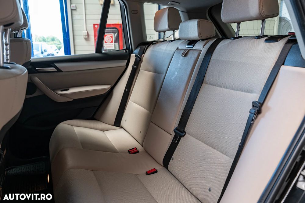 BMW X3 xDrive20d Aut. - 7