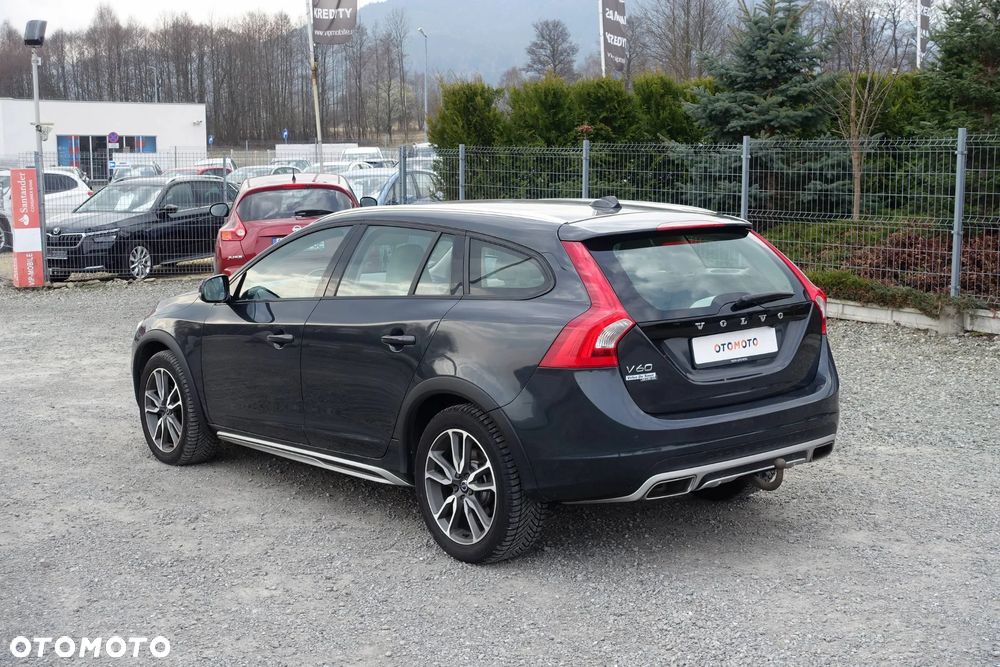 Volvo V60 Cross Country D4 Geartronic Summum - 7
