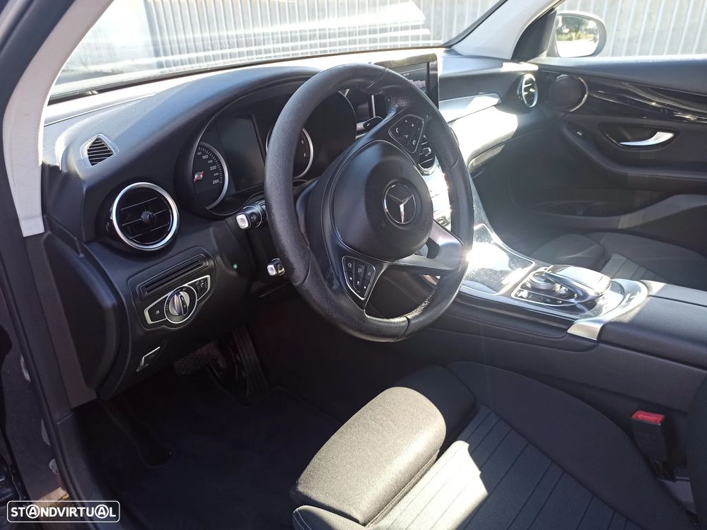 Mercedes-Benz GLC 220 d 4Matic 9G-TRONIC - 3