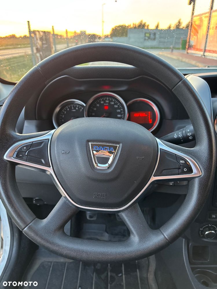 Dacia Duster 1.6 SCe Open S&S - 24