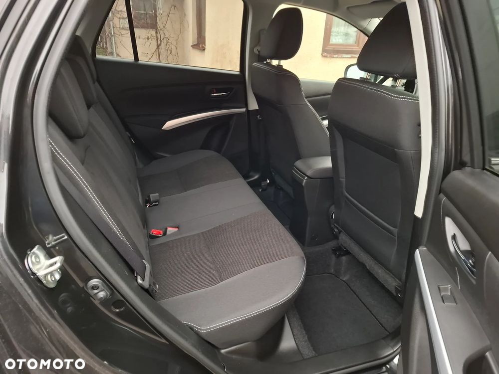 Suzuki SX4 S-Cross - 24