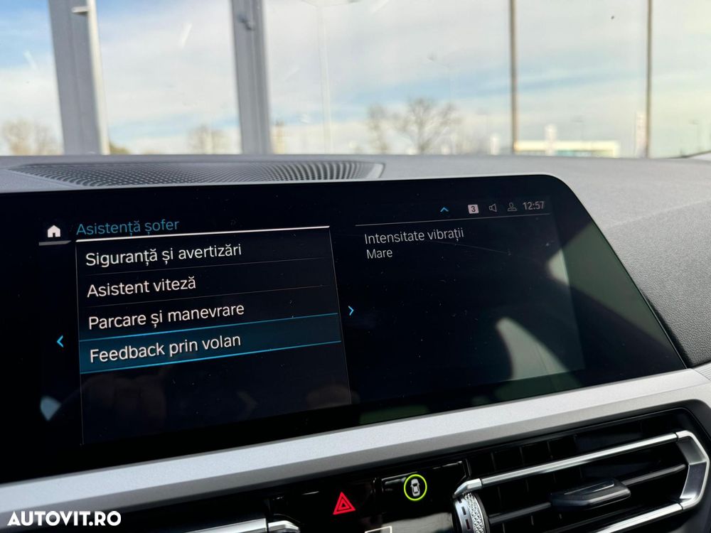 BMW Seria 3 330e AT PHEV - 26