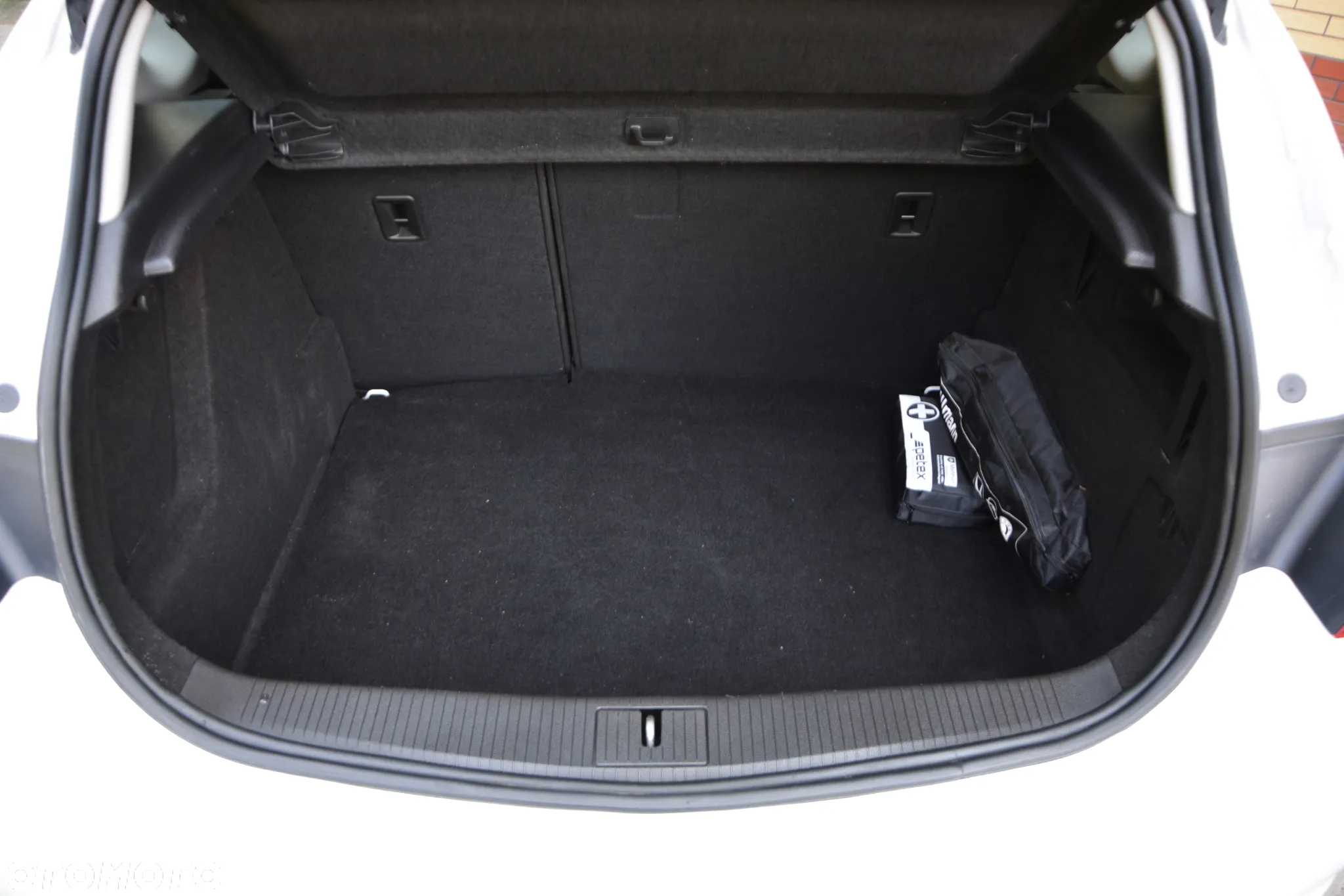 Opel Astra 1.4 EcoFLEX Edition - 23