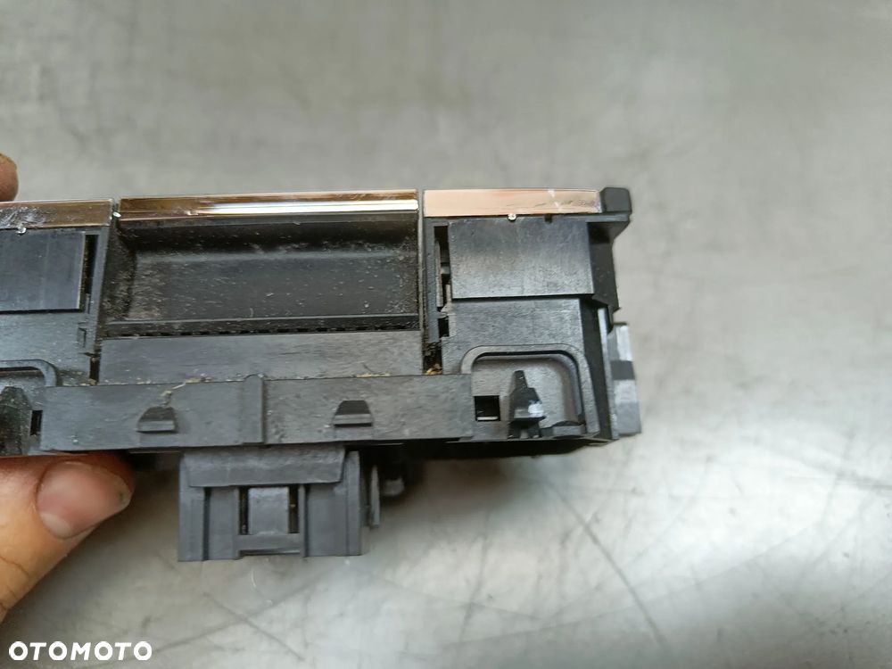 Przełącznik hamulca ręcznego Skoda Superb 3 III Panel Przycisk 3V0927225C - 10