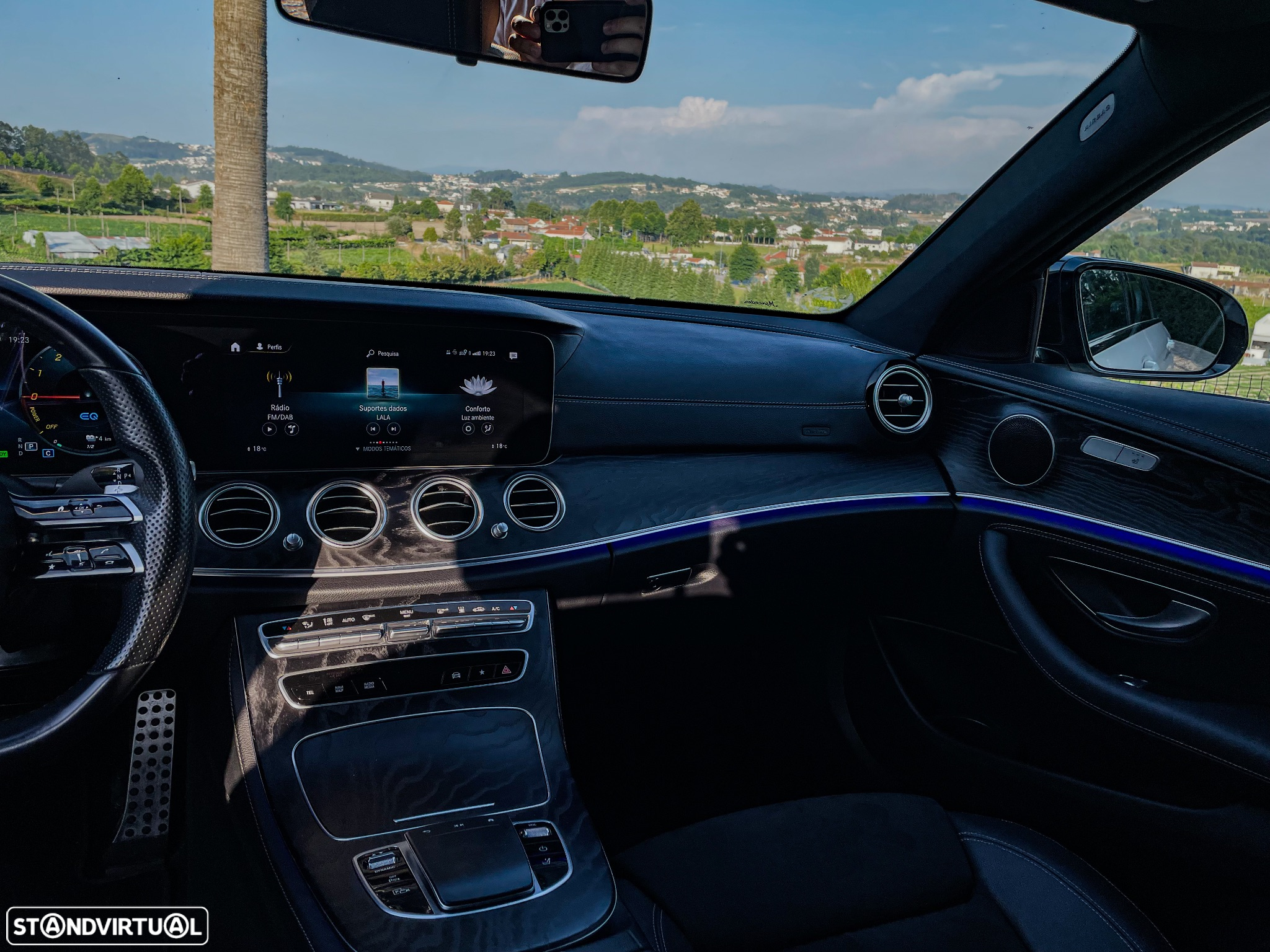 Mercedes-Benz E 300 de AMG Line 4Matic - 28