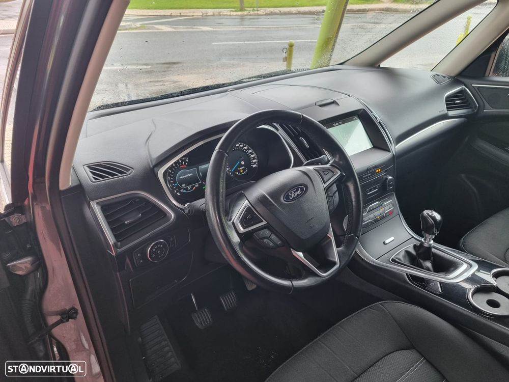 Ford Galaxy 2.0 TDCi Titanium - 36