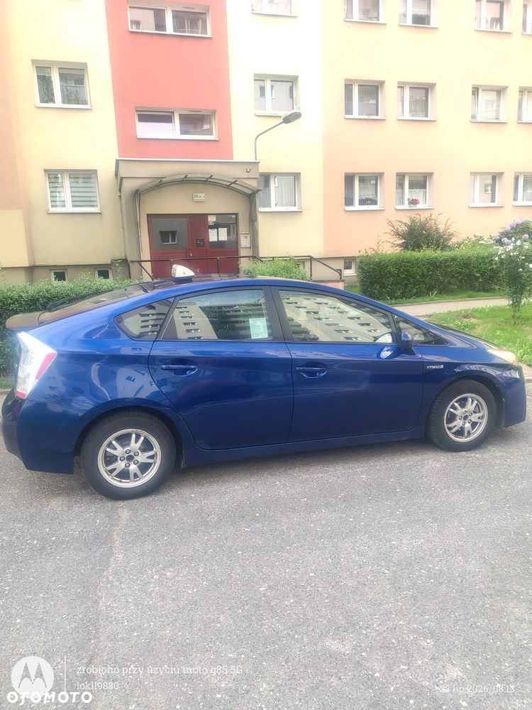 Toyota Prius - 8