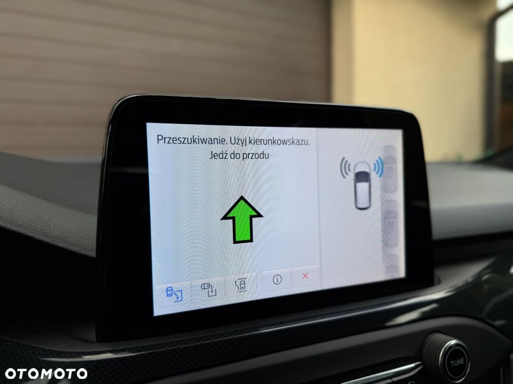 Ford Focus 2.0 EcoBlue ST-Line - 24