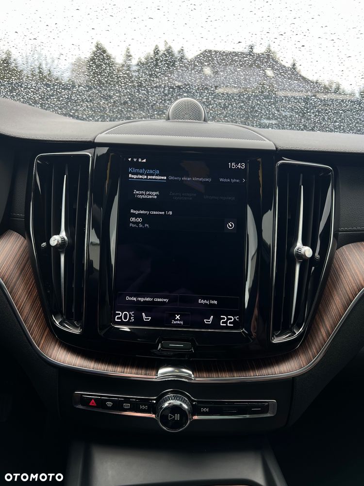 Volvo XC 60 B5 D AWD Inscription - 33