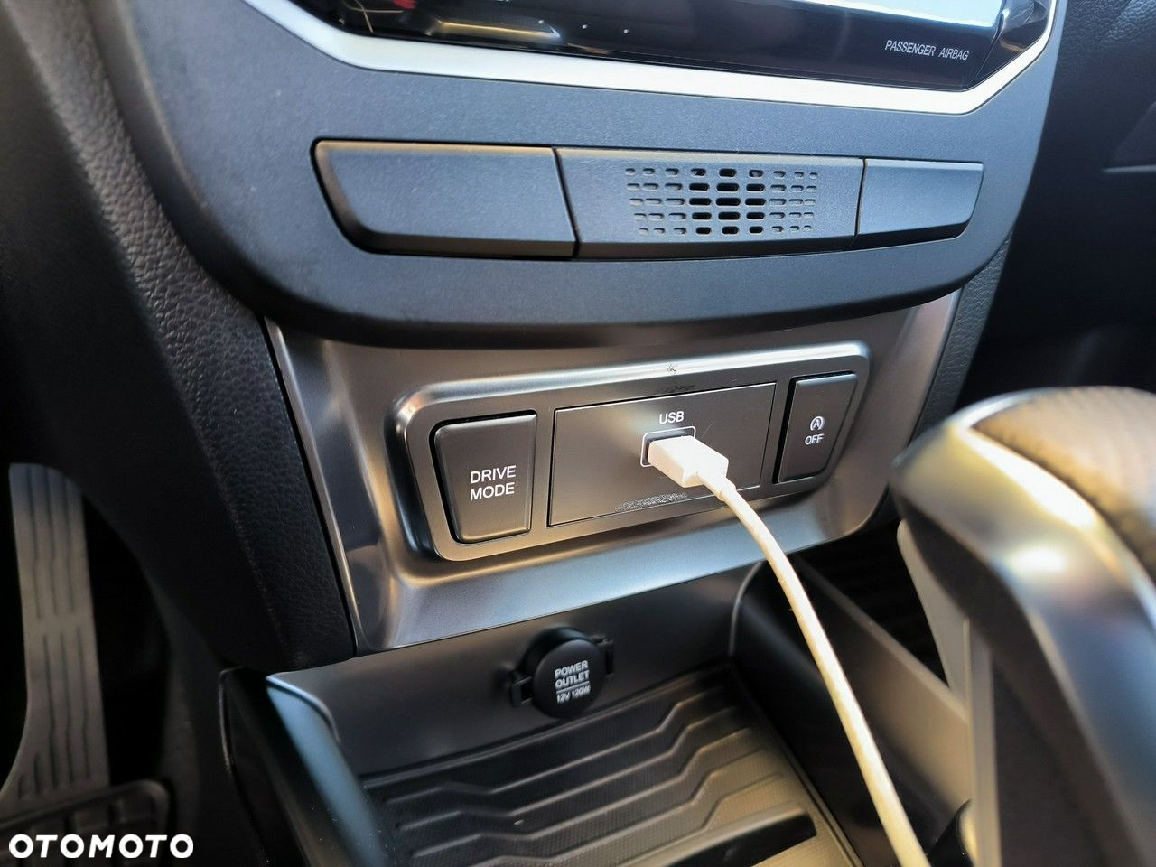 SsangYong/KGM Tivoli Grand 1.5 T-GDI Adventure - 22