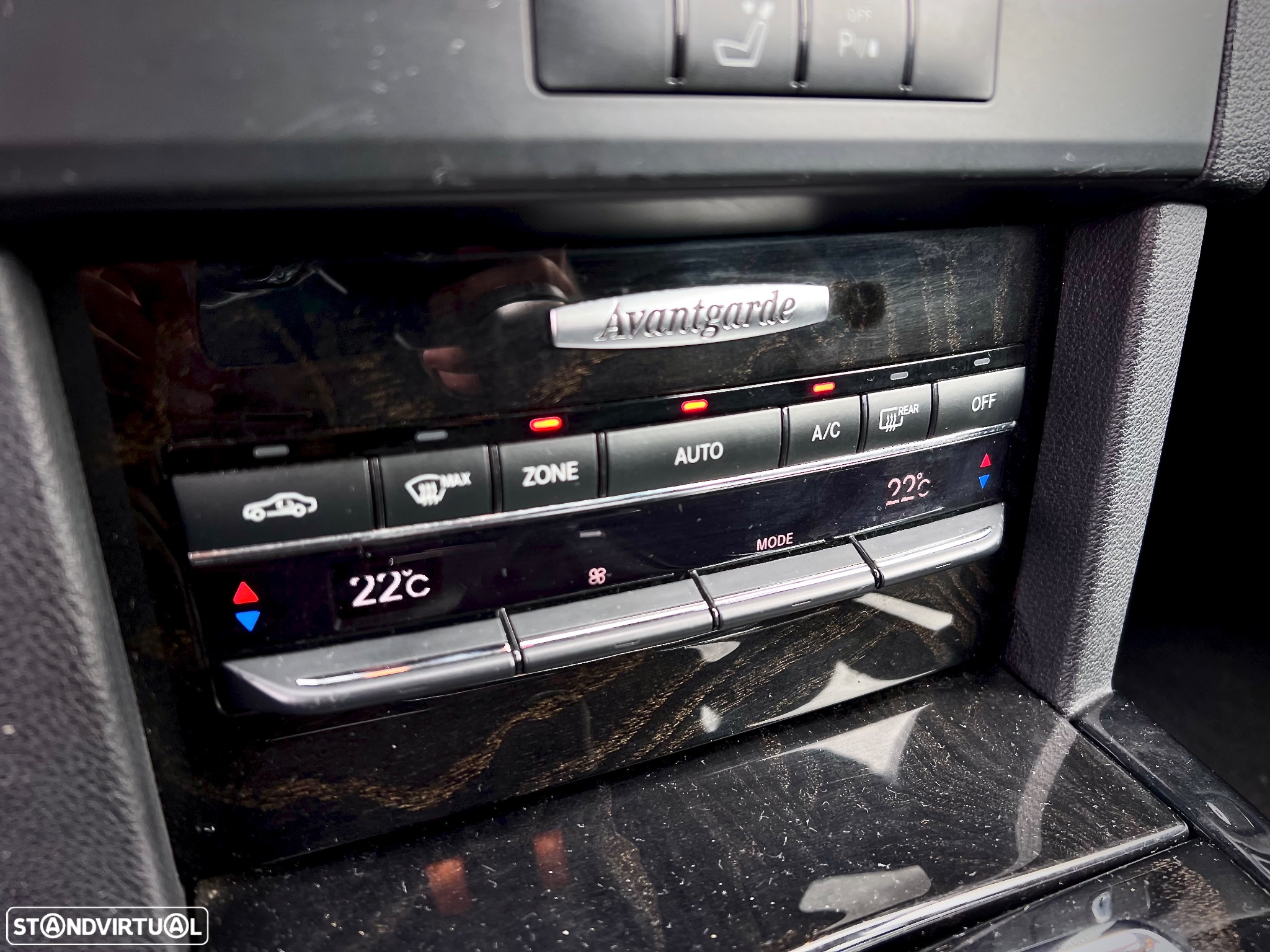 Mercedes-Benz E 250 CDi Avantgarde BlueEfficiency - 30