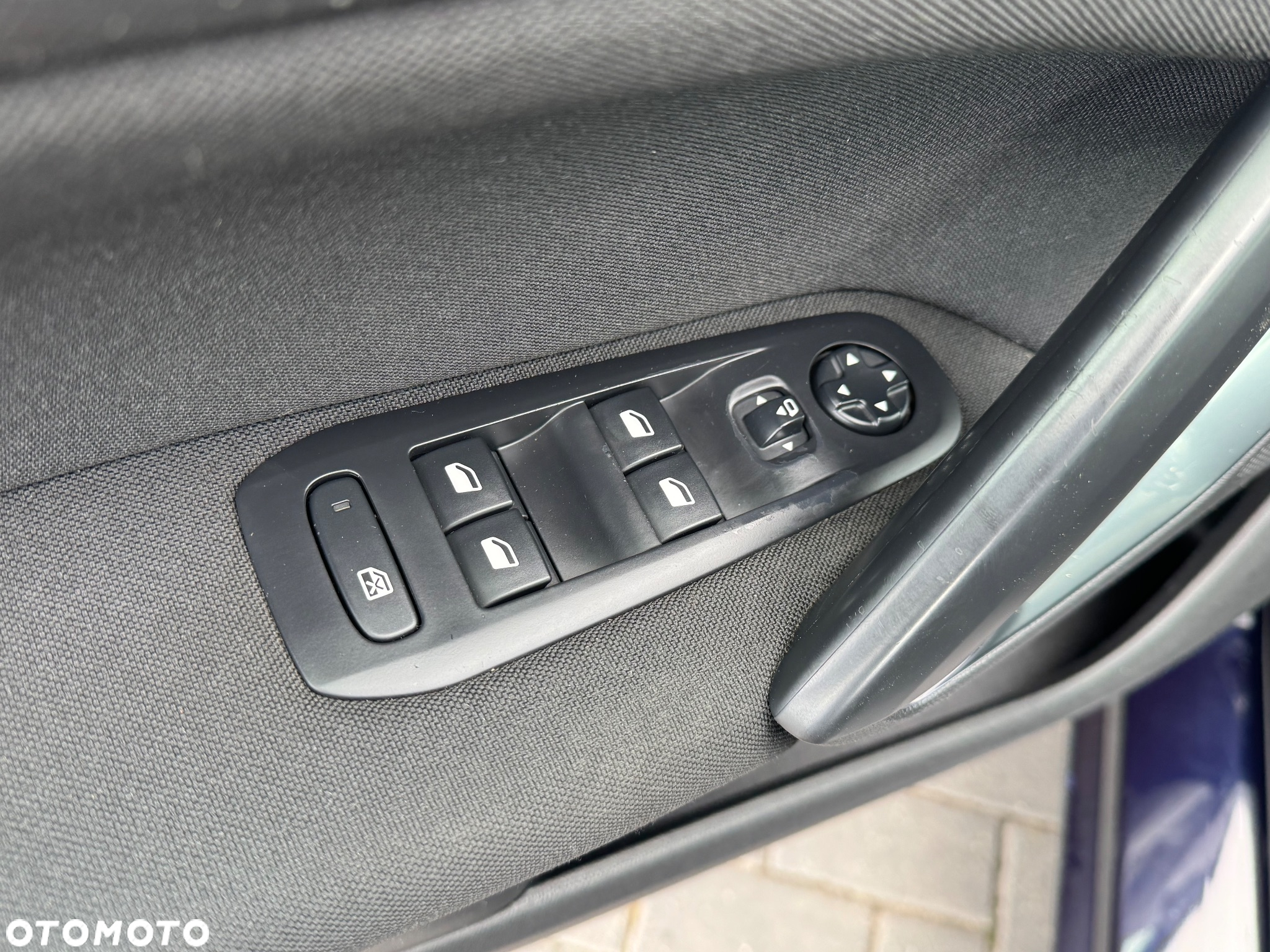 Peugeot 308 1.2 PureTech Allure S&S - 14