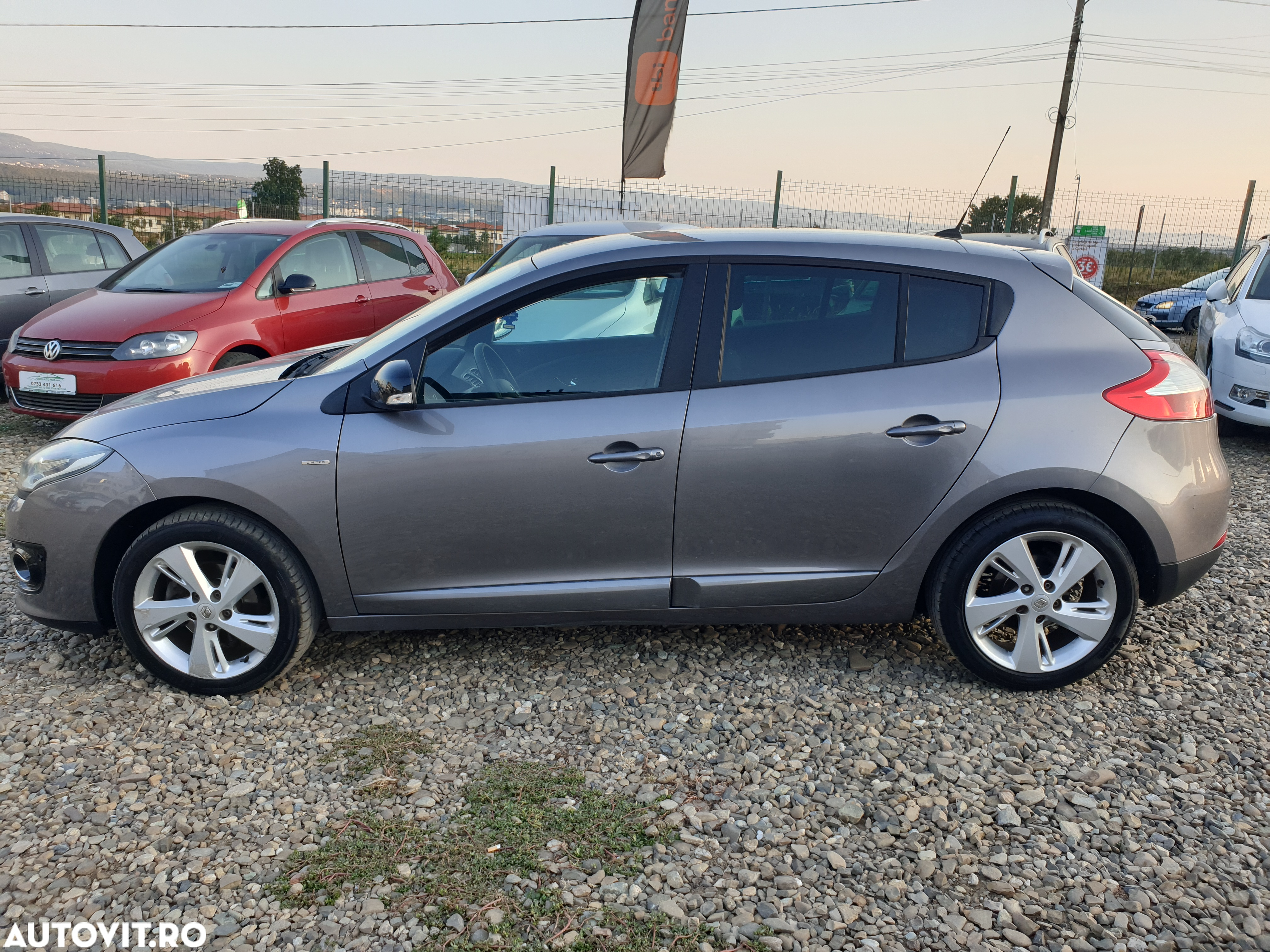 Renault Megane ENERGY dCi 110 Start & Stop LIMITED - 11