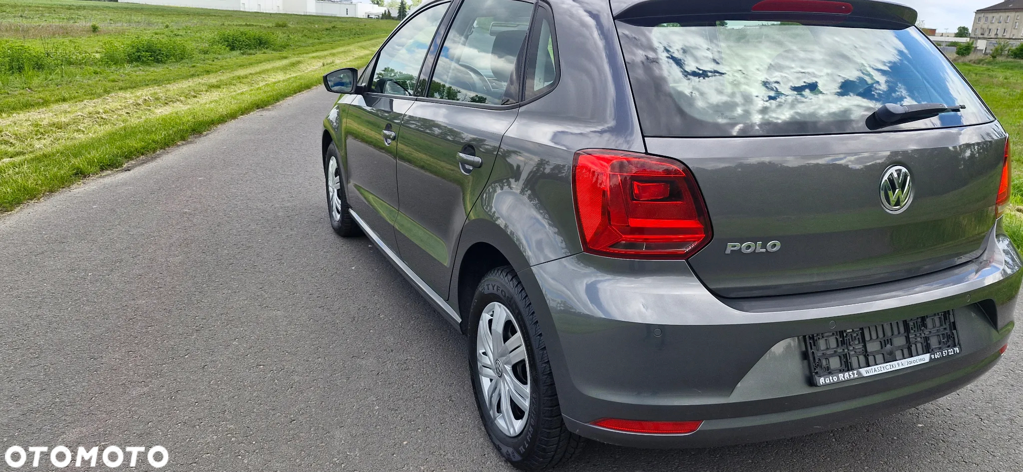Volkswagen Polo 1.0 (Blue Motion Technology) Comfortline - 23