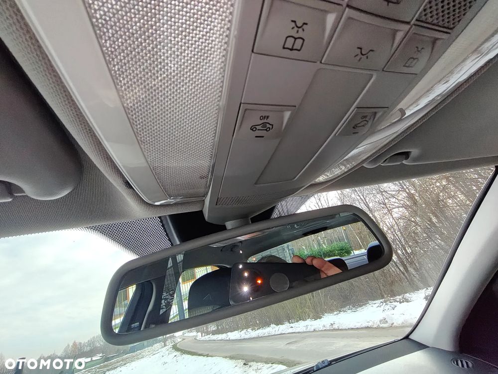 Mercedes-Benz Klasa C 220 CDI DPF Automatik Avantgarde - 18