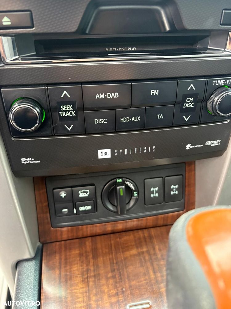 Toyota Land Cruiser 250 - 11