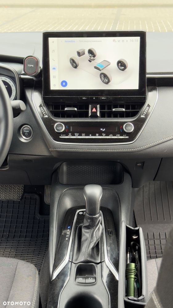 Toyota Corolla 1.8 Hybrid Comfort - 22