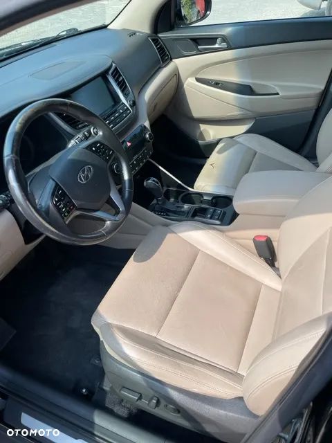 Hyundai Tucson - 12