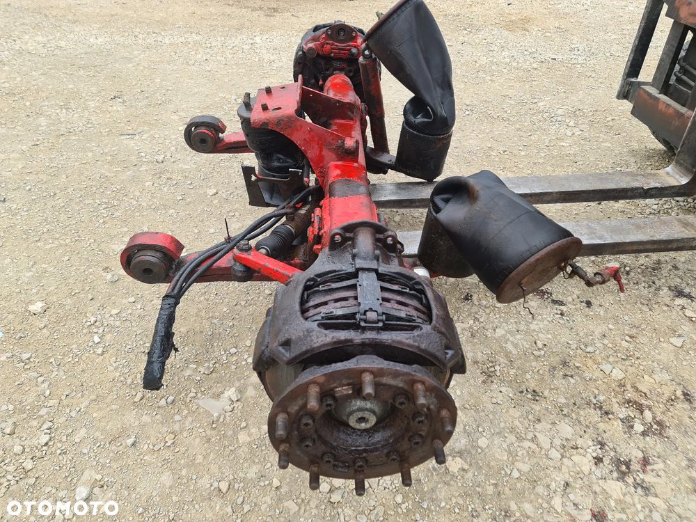 Oś skrętna wleczona kompletna z siłownikiem 6x2 SCANIA - 2