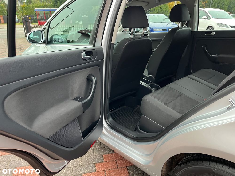 Volkswagen Golf Plus 1.6 TDI DPF BlueMotion Technology DSG Style - 18