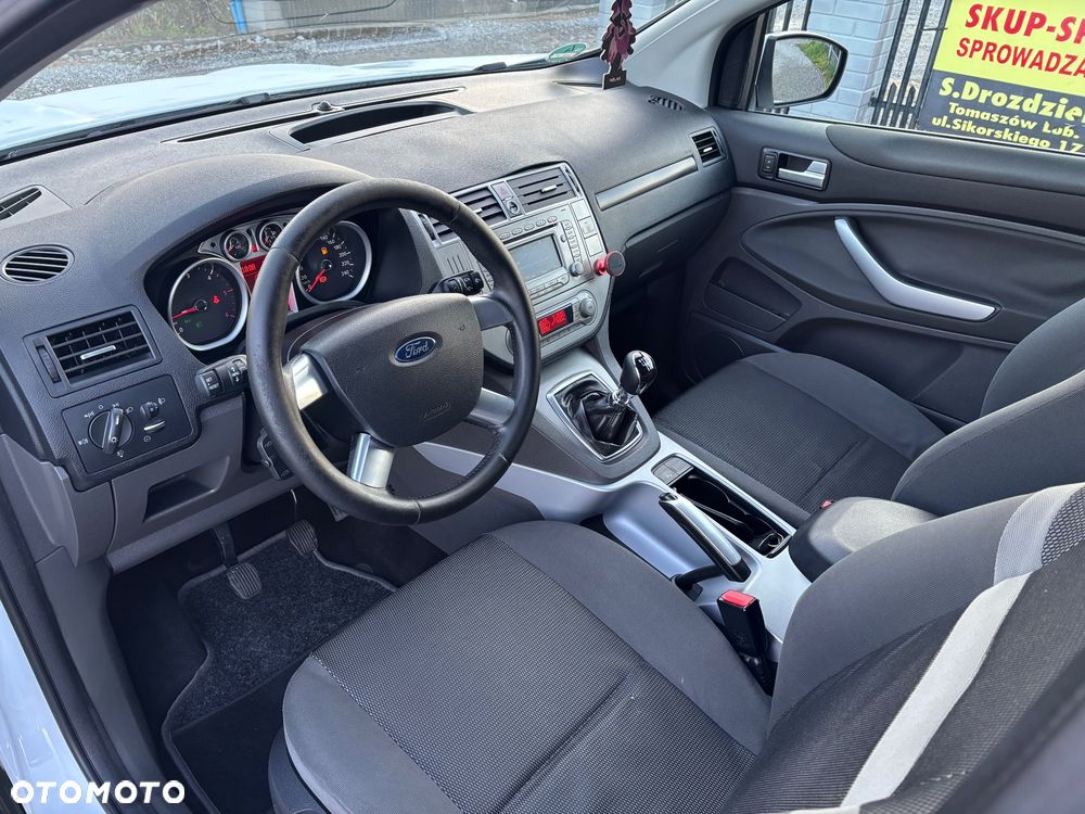 Ford Kuga - 7
