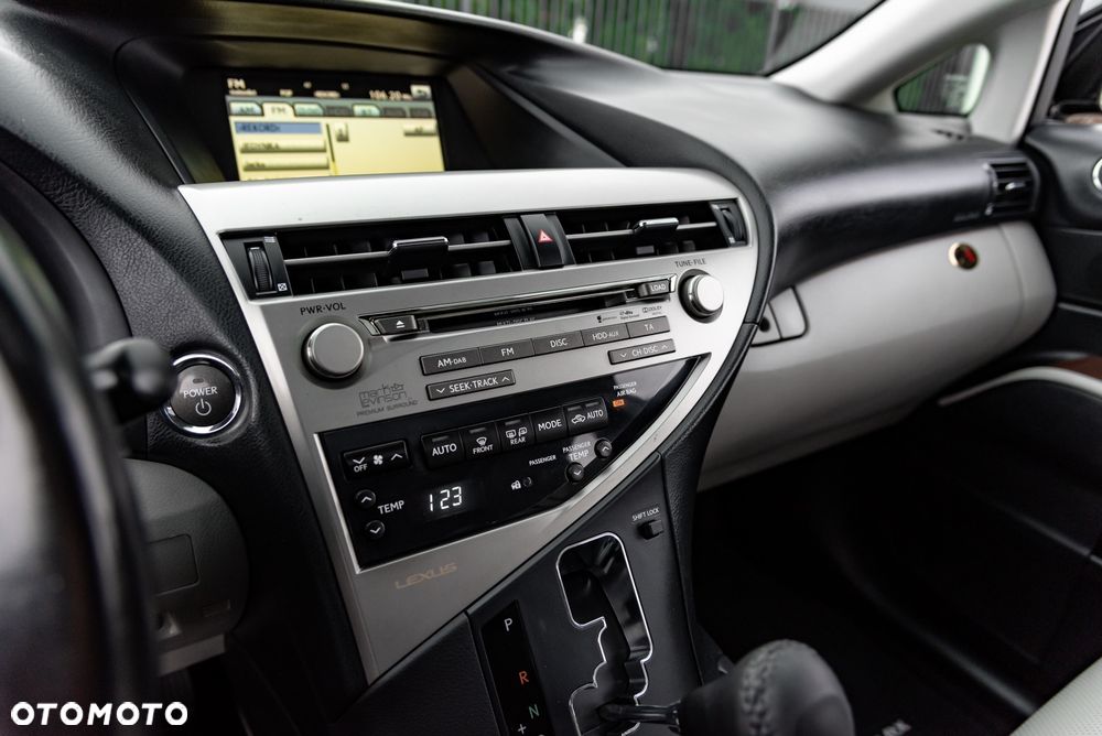 Lexus RX 450h (hybrid) - 36