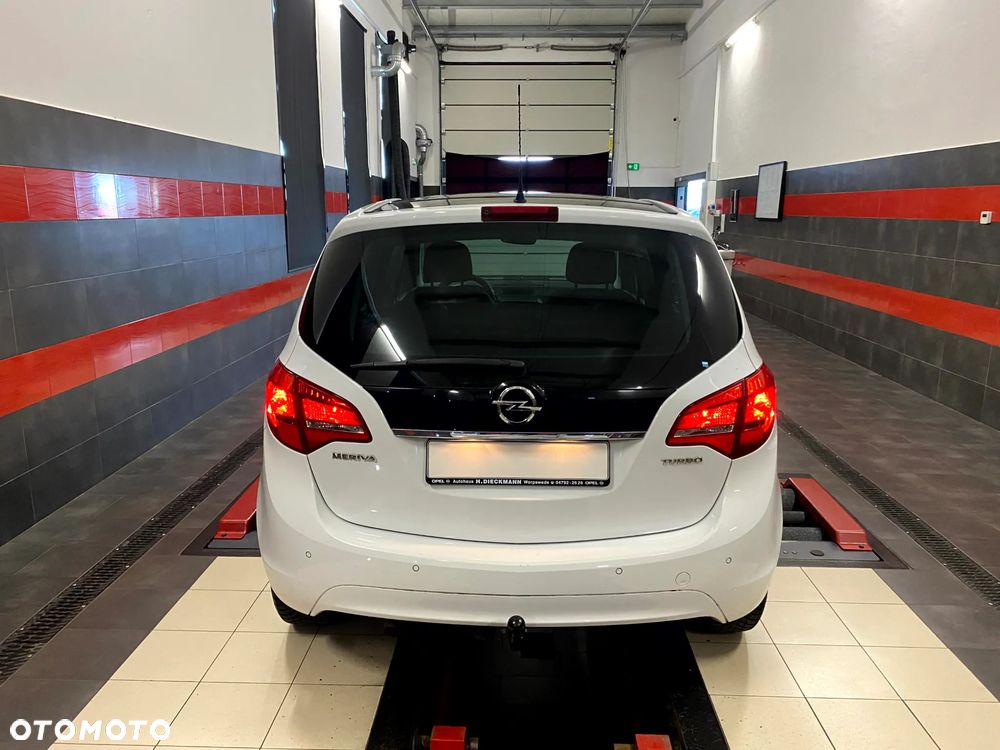 Opel Meriva 1.4 T Cosmo S&S - 10