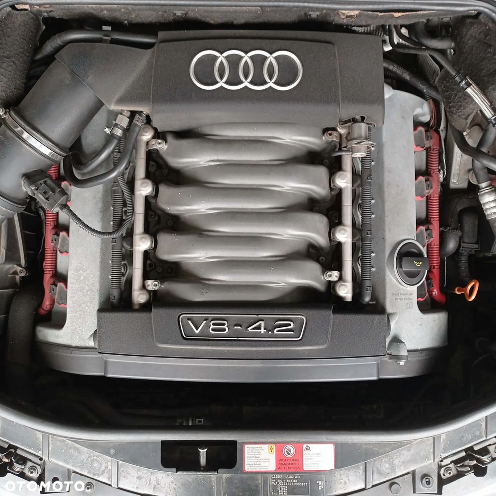 Audi A8 4.2 Quattro - 19