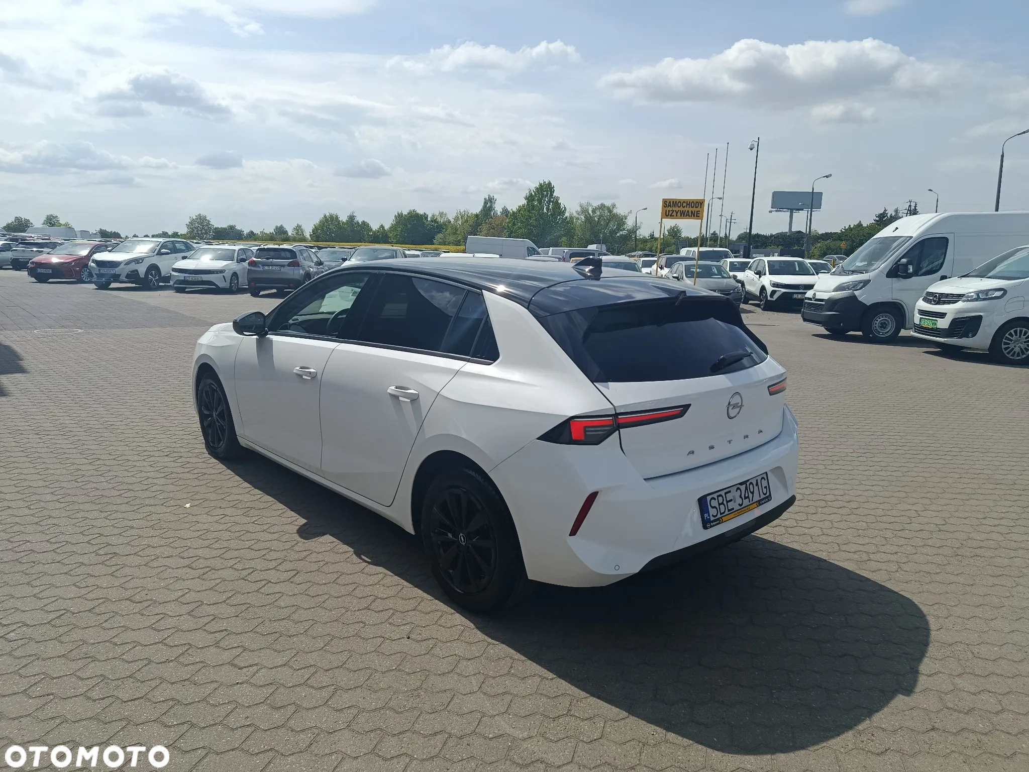 Opel Astra VI 1.2 T Business Edition S&S - 3