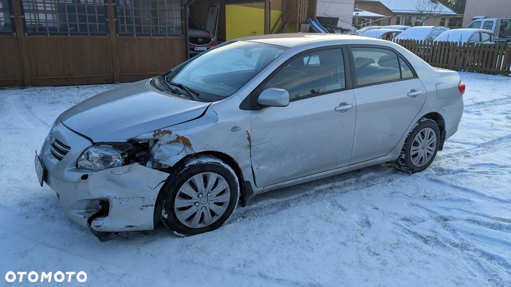 Toyota Corolla 1.4 D-4D Luna - 17