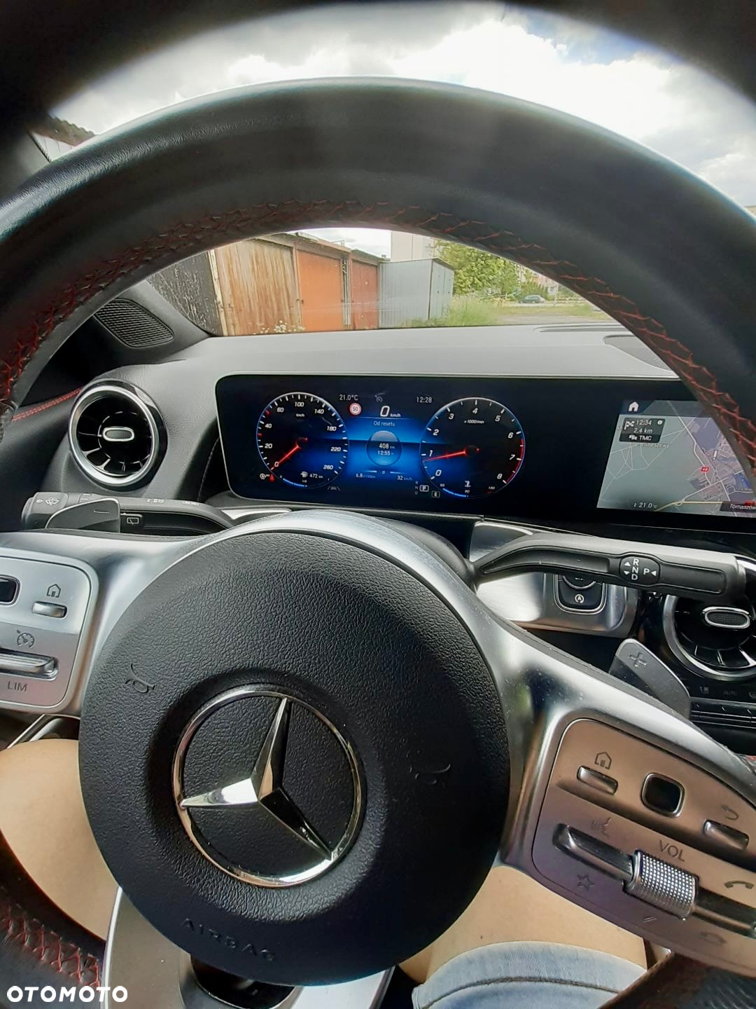 Mercedes-Benz GLB 200 AMG Line 7G-DCT - 7