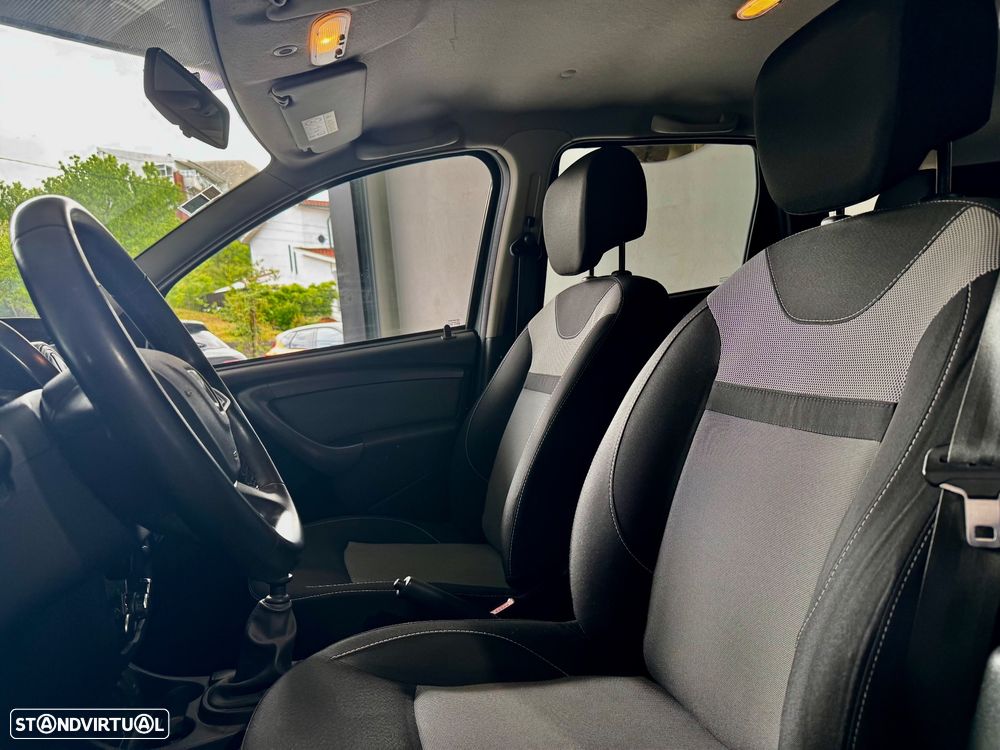 Dacia Duster 1.2 TCe Prestige - 6