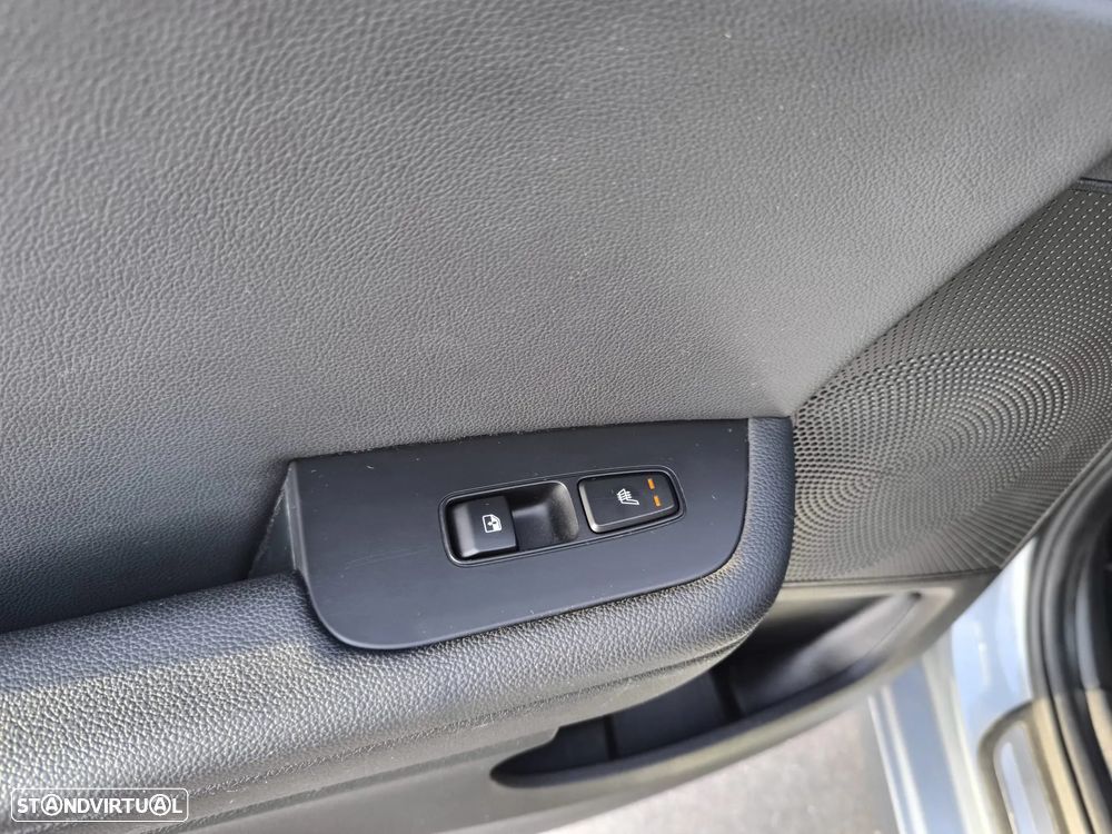 Kia Ceed 1.6 CRDi GT Line 7DCT - 31