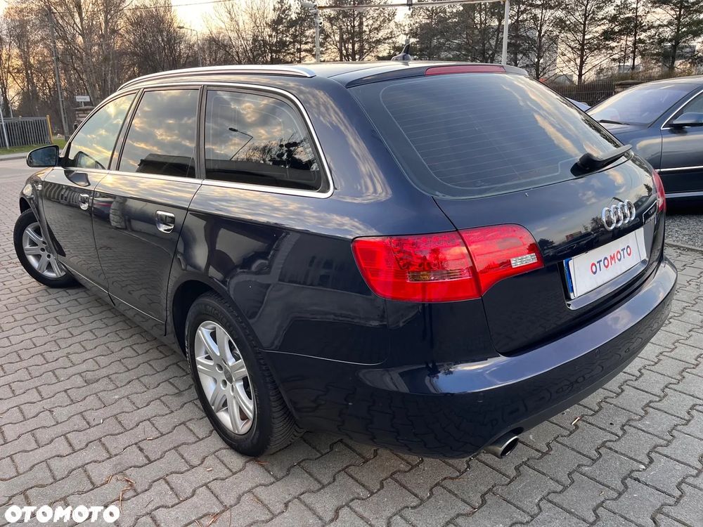 Audi A6 Avant 2.4 - 4