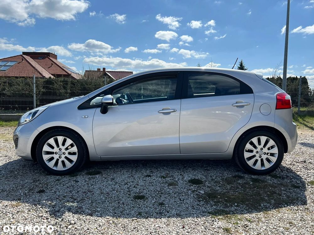 Kia Rio 1.2 Dream Team Edition - 3