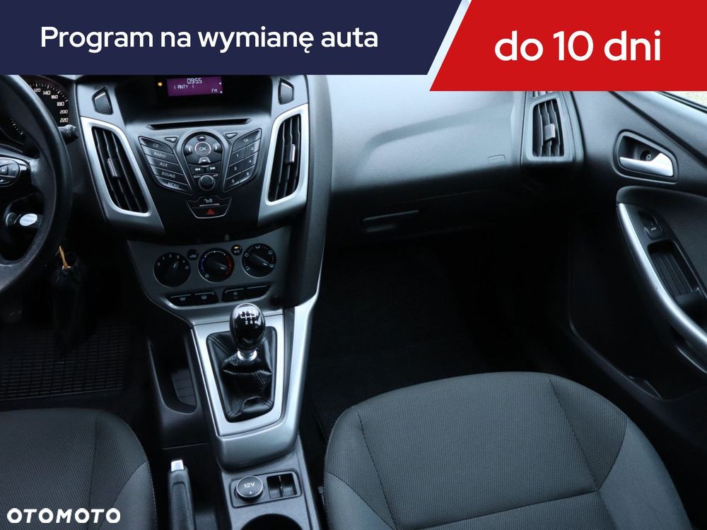 Ford Focus - 10