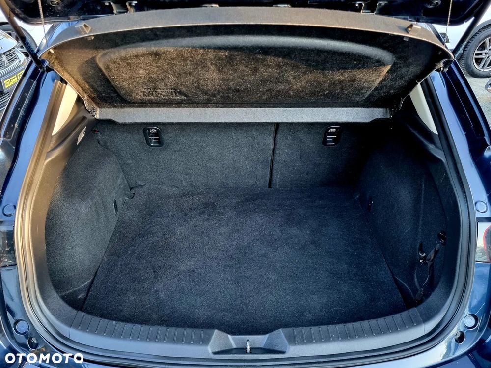 Mazda 3 - 13