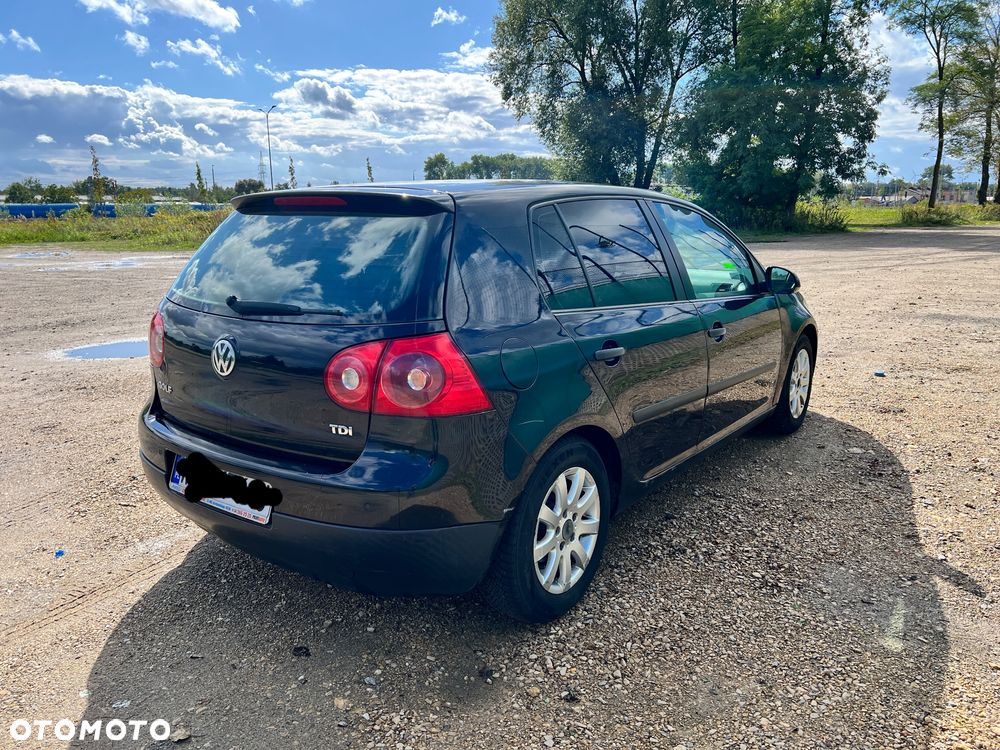 Volkswagen Golf V 1.9 TDI Comfortline - 5