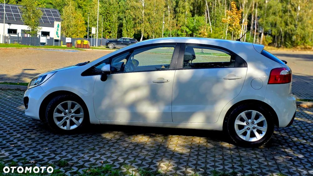 Kia Rio - 18