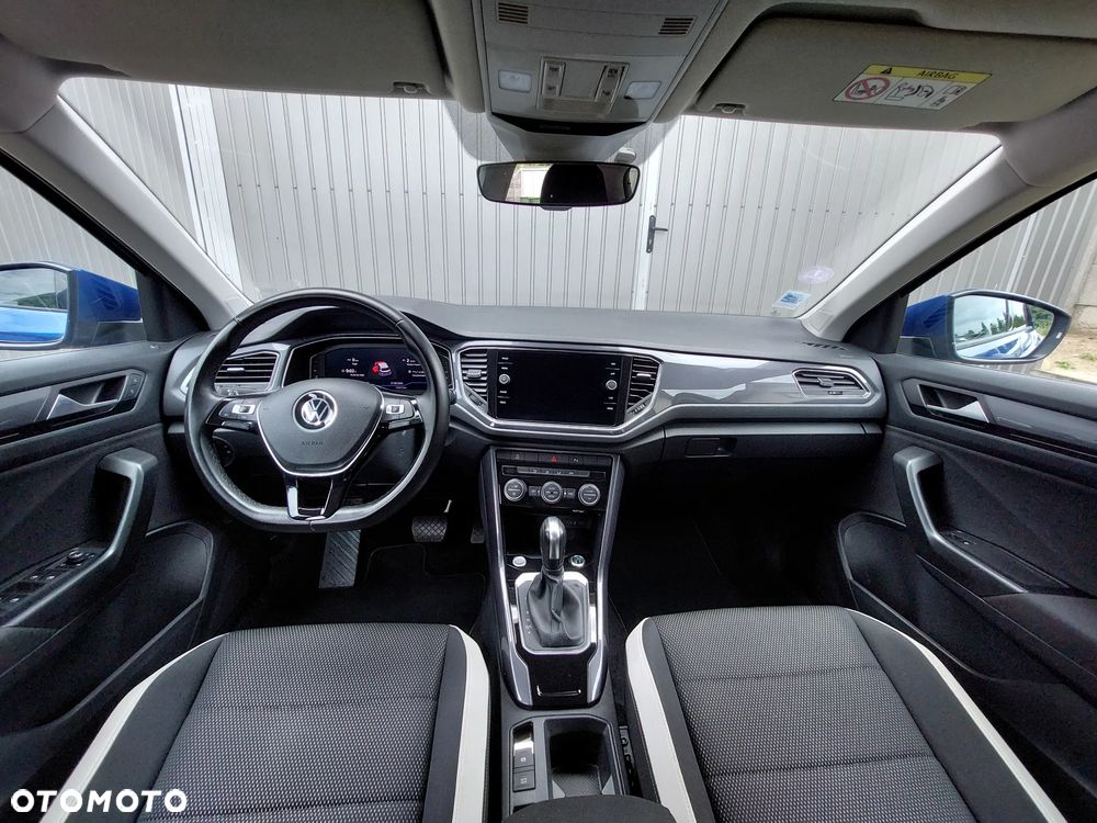Volkswagen T-Roc - 9