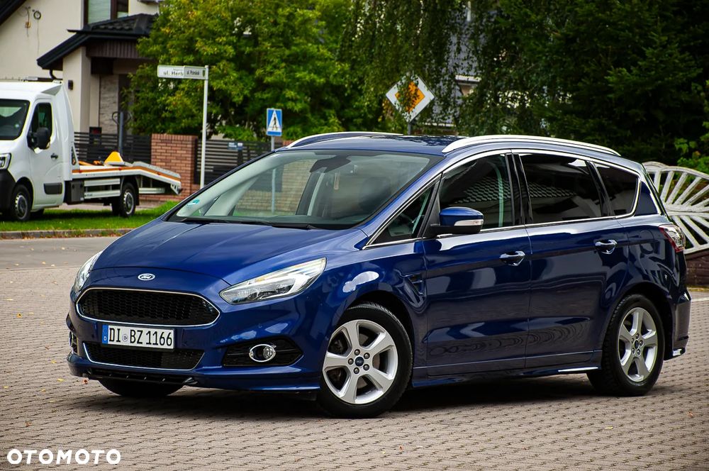 Ford S-Max 2.0 TDCi Titanium PowerShift - 12